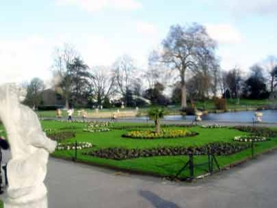 The sculptures are guarding this world 