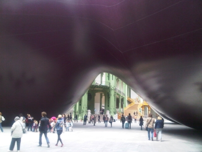 anish kapoor dans le grand palais a paris 