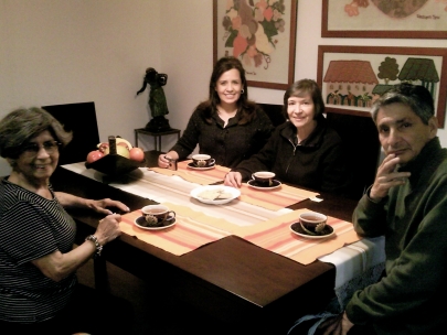 Drinking hot Agua de Panela at my aunt and cousin's new  apartment. Mom and Dad are there too!!!