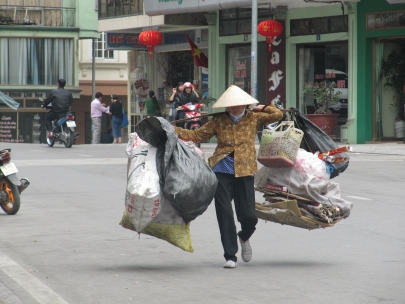 Halong Vietnam womans' power
