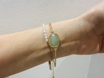 Green aventurine-stone if opportunity 